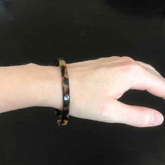 Tortoise shell design bangles - Picture 4 of 5
